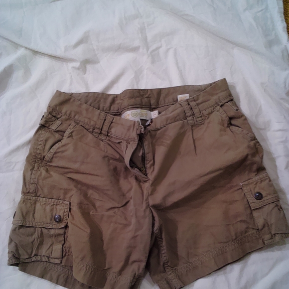 Women's Tan Cargo Shorts - Picture 4 of 5